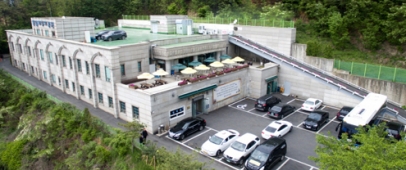 통일로납골당